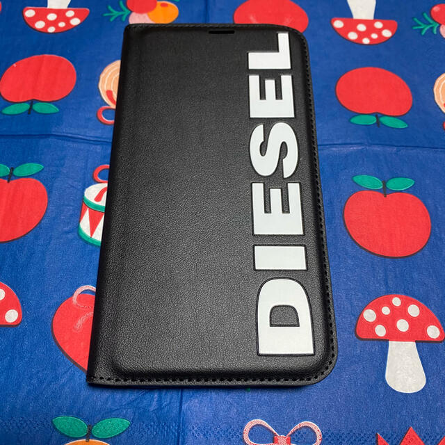 DIESEL(ディーゼル)の🟣【iPhone 12ProMax】DIESEL 手帳ケース スマホ/家電/カメラのスマホアクセサリー(iPhoneケース)の商品写真