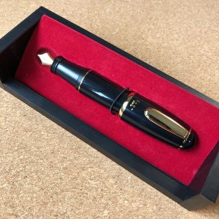 トンボエンピツ(トンボ鉛筆)の最安値！TOMBOW Zoom 828fp 万年筆　トンボ　ズーム　廃盤(ペン/マーカー)