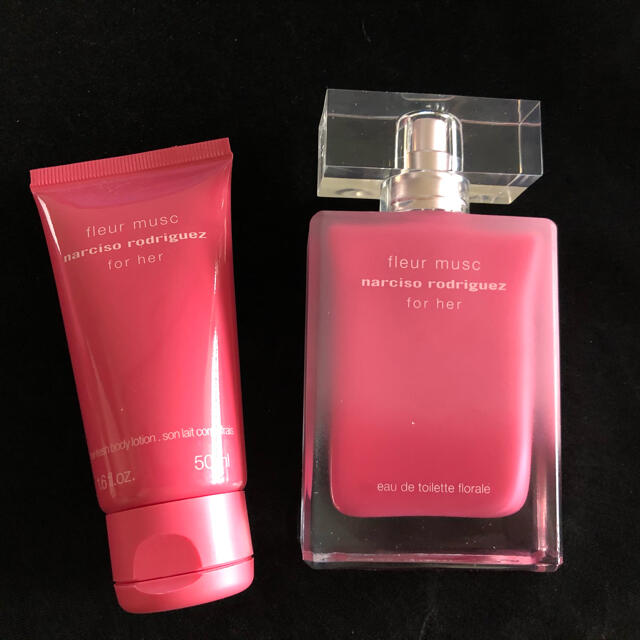 narciso rodriguez(ナルシソロドリゲス)のナルシソロドリゲス オードトワレ50ml コスメ/美容の香水(香水(女性用))の商品写真