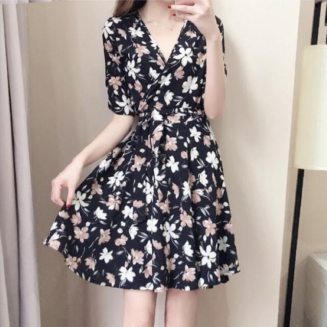 大きいサイズ レディース 花柄 ワンピース 半袖 Vネック カシュクールの通販 By 大きいサイズあります プロフ必読 ラクマ 大きいサイズ レディース 花柄 ワンピース 半袖 Vネック カシュクールの通販 By 大きいサイズあります プロフ必読 ラクマ