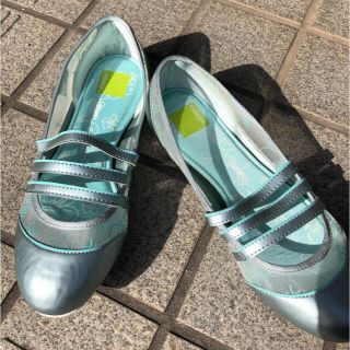 アディダス(adidas)のadidas アディダス　フラットシューズ(ハイヒール/パンプス)