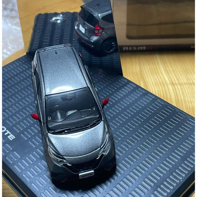 1/43 日産 ノート nismo ダークメタルグレー