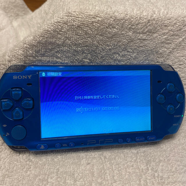 PlayStation Portable(プレイステーションポータブル)のPSP-3000    おまけソフト エンタメ/ホビーのゲームソフト/ゲーム機本体(携帯用ゲーム機本体)の商品写真