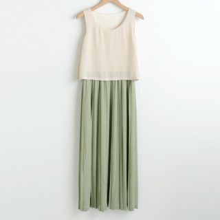 マジェスティックレゴン(MAJESTIC LEGON)のジジ様専用♡値下げ！！新品♡今期 完売♡プリーツ ワンピース♡(ロングワンピース/マキシワンピース)