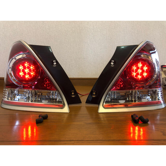 送料込　junyan  LED テール　オデッセイ　RB1/RB2  前期 自動車/バイクの自動車(車種別パーツ)の商品写真