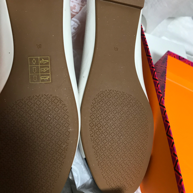 Tory Burch(トリーバーチ)の専用！！正規店購入トリーバーチ新作サイズ8.5から柔らか4万程 レディースの靴/シューズ(バレエシューズ)の商品写真