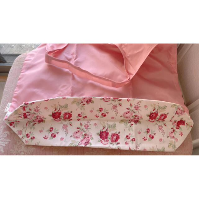 LAURA ASHLEY(ローラアシュレイ)のローラアシュレイ エコバッグ ポーチ 花柄 ピンク レディースのバッグ(エコバッグ)の商品写真