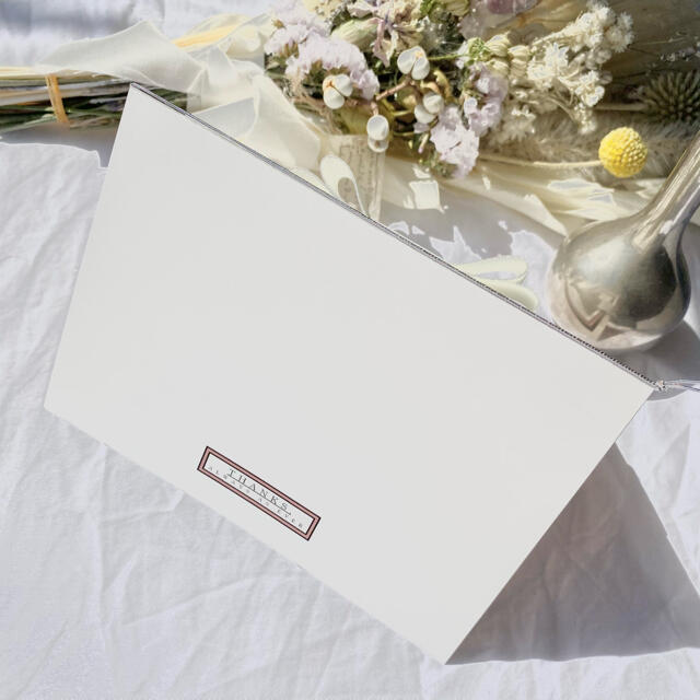 White × Pink 結婚式 招待状 オーダー受付中 ハンドメイドの文具/ステーショナリー(カード/レター/ラッピング)の商品写真