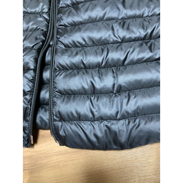 MONCLER(モンクレール)のMoncler ダウンコート　ジャケット　バーベル　モンクレール　黒　4 レディースのジャケット/アウター(ダウンコート)の商品写真