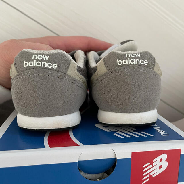 New Balance(ニューバランス)のベビーシューズ ニューバランス 996 スニーカー 12.5 グレー キッズ/ベビー/マタニティのベビー靴/シューズ(~14cm)(スニーカー)の商品写真