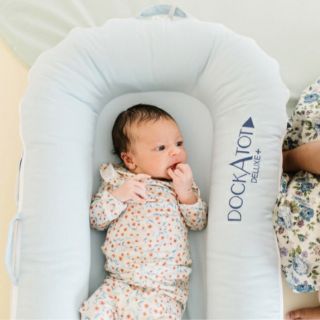 エルゴベビー(Ergobaby)のDOCKATOT DELUXE+ Celestial Blue ドッカトット(ベビーベッド)