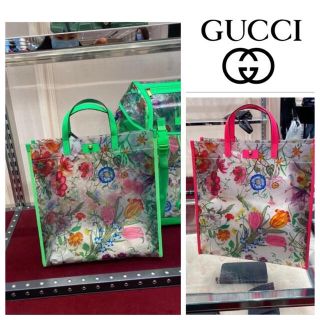 グッチ(Gucci)のGUCCI 花柄プリント　ビニールトートバッグ　ピンク色のみ(トートバッグ)