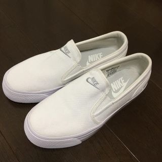 ナイキ(NIKE)のNIKEスリッポン　23cm(スリッポン/モカシン)