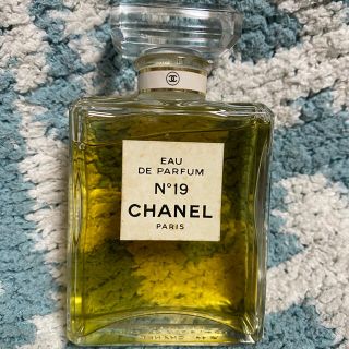 シャネル(CHANEL)のCHANEL　オードパルファムN19 香水(ユニセックス)