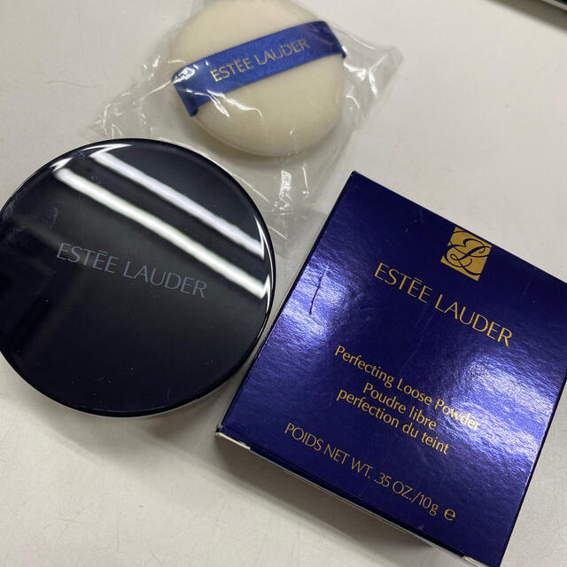 Estee Lauder(エスティローダー)のエスティーローダー パーフェクティングルースパウダー 01 コスメ/美容のベースメイク/化粧品(フェイスパウダー)の商品写真