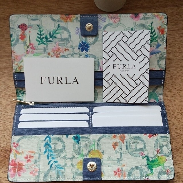 カウレザー仕様【新品】FURLA 長財布 ウォレット BABYLON ブルー