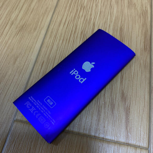 iPod(アイポッド)のiPod nano 第4世代 A1285 8GB スマホ/家電/カメラのオーディオ機器(ポータブルプレーヤー)の商品写真