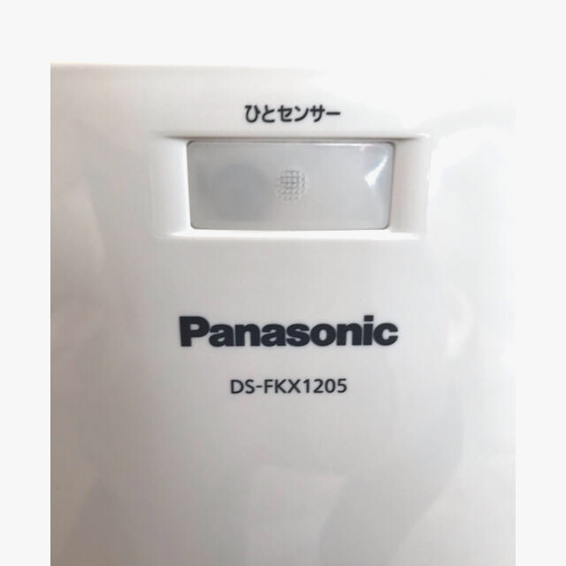 Panasonic(パナソニック)のセラミックヒーター　Panasonic DS-FKX1205-W スマホ/家電/カメラの冷暖房/空調(ファンヒーター)の商品写真