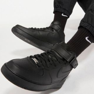 ナイキ(NIKE)のナイキ エアフォース 1 MID ‘07 メンズ　air force 1(スニーカー)