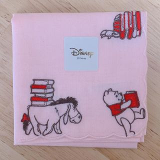 ディズニー(Disney)の【Disney】くまのプーさん　刺繍ハンカチ(ハンカチ)