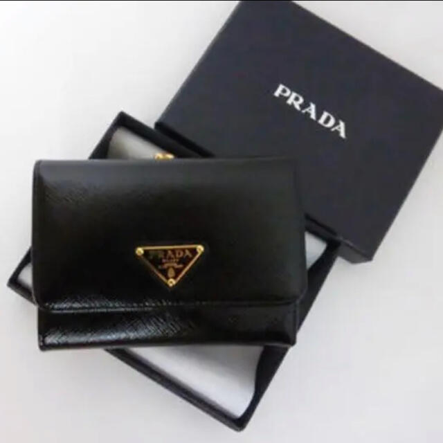 レディースPRADA スモールウォレット