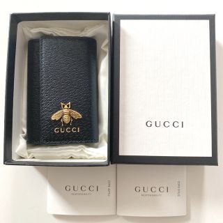 グッチ(Gucci)の【GUCCI】美品！メタル ビー（蜂）のレザーキーケース（箱、紙袋付き）(キーケース)