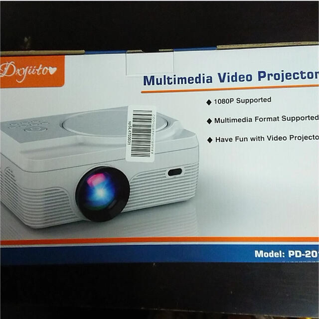 ビスコ様専用　プロジェクター DVDプレーヤー 一体型  スマホ/家電/カメラのテレビ/映像機器(プロジェクター)の商品写真