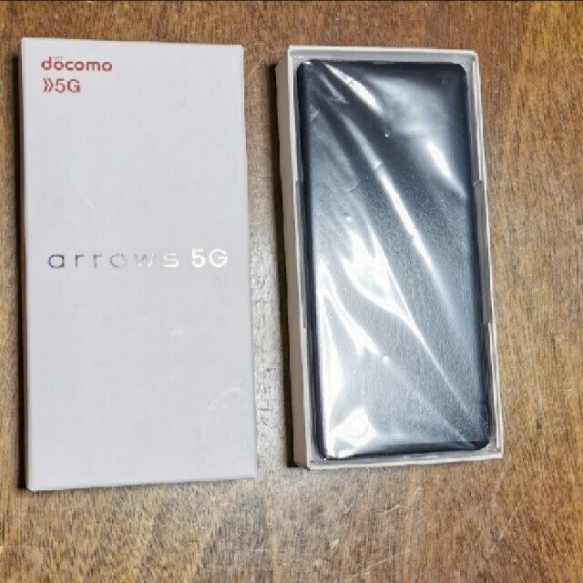 arrows(アローズ)の【新品未使用】docomo arrows 5G F-51A/K スマホ/家電/カメラのスマートフォン/携帯電話(スマートフォン本体)の商品写真