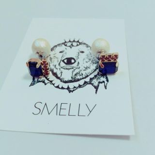 スメリー(SMELLY)のSMELLY ガラスピアス(ピアス)