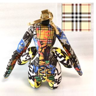 BURBERRY - バーバリー バッグチャーム キーホルダー チャーム 新品