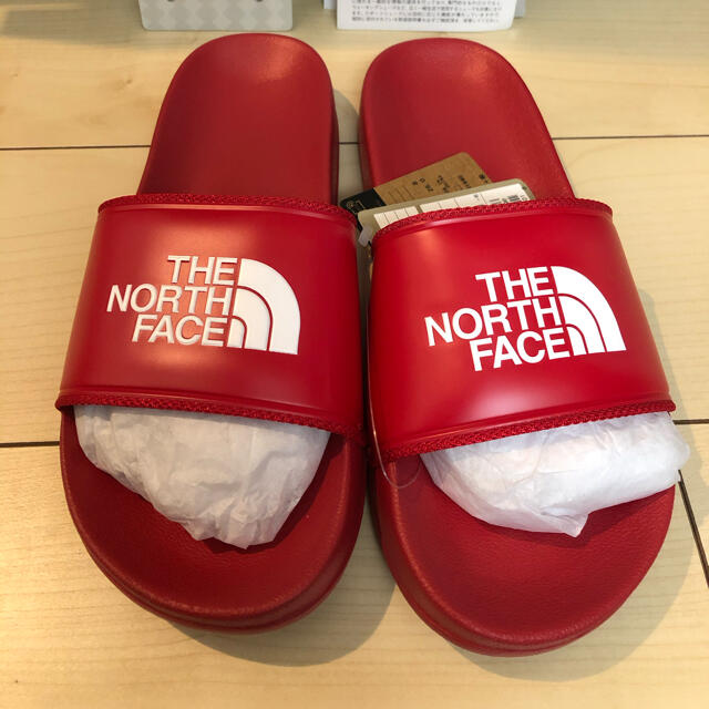 THE NORTH FACE(ザノースフェイス)の【新品未使用】ノースフェイス ベースキャンプスライドⅡ 25.0cm レッド メンズの靴/シューズ(サンダル)の商品写真