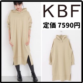 ケービーエフ(KBF)のKBF ロングワンピース　レディース　古着　フーディ　ベージュ　アイボリー(ロングワンピース/マキシワンピース)