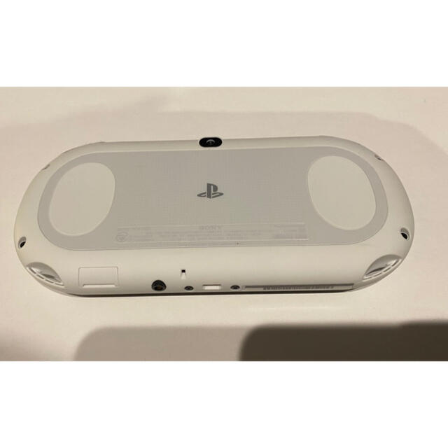 SONY PlayStationVITA 本体  PCH-2000 ZA22 エンタメ/ホビーのゲームソフト/ゲーム機本体(携帯用ゲーム機本体)の商品写真