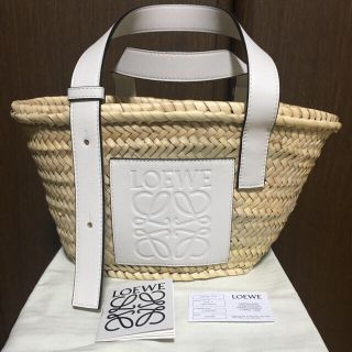 ロエベ(LOEWE)の【新品】LOEWE ロエベ バスケット かごバッグ ホワイトSサイズ(かごバッグ/ストローバッグ)