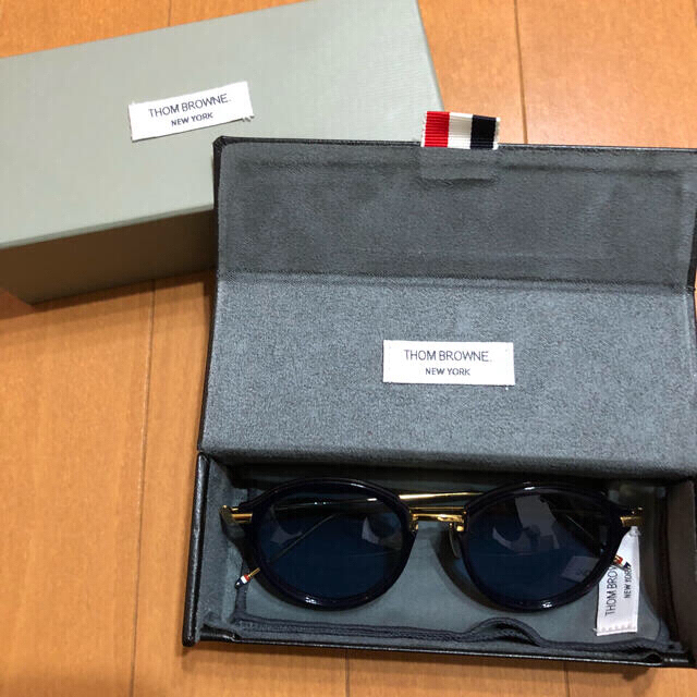 サングラス/メガネTHOM BROWNE トムブラウンサングラスTB-011F-T-49