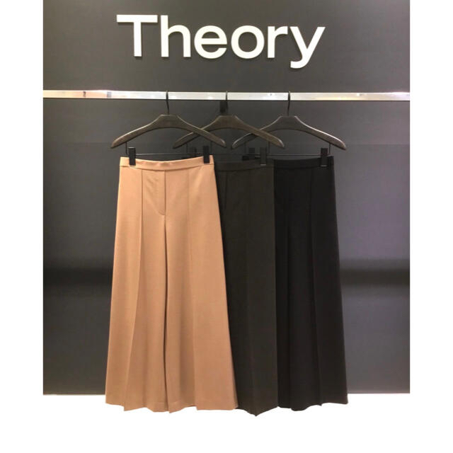 theory(セオリー)のTheory 20aw ワイドクロップドパンツ レディースのパンツ(クロップドパンツ)の商品写真