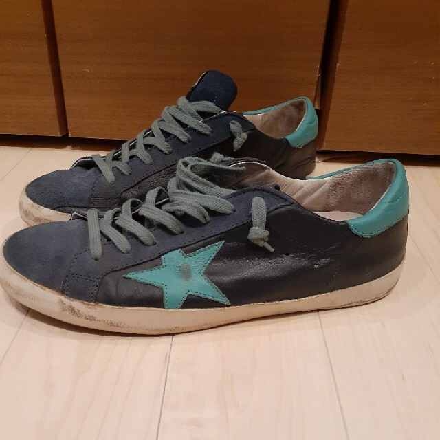 GOLDEN GOOSE(ゴールデングース)のオヤシラズ様専用 golden goose superstar 43 メンズの靴/シューズ(スニーカー)の商品写真