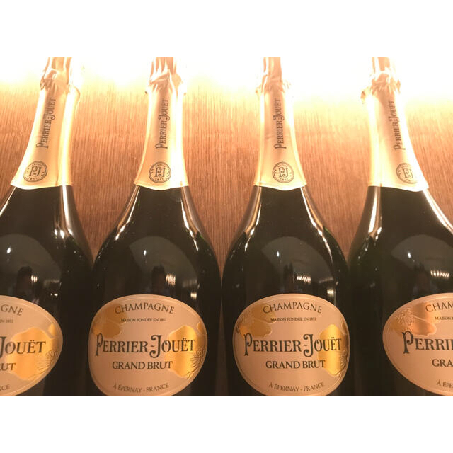 【セット価格】シャンパン　ペリエジュエ　グランブリュット　4本セット