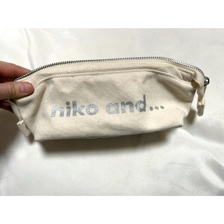 ニコアンド(niko and...)のNiko and…のポーチ(ポーチ)