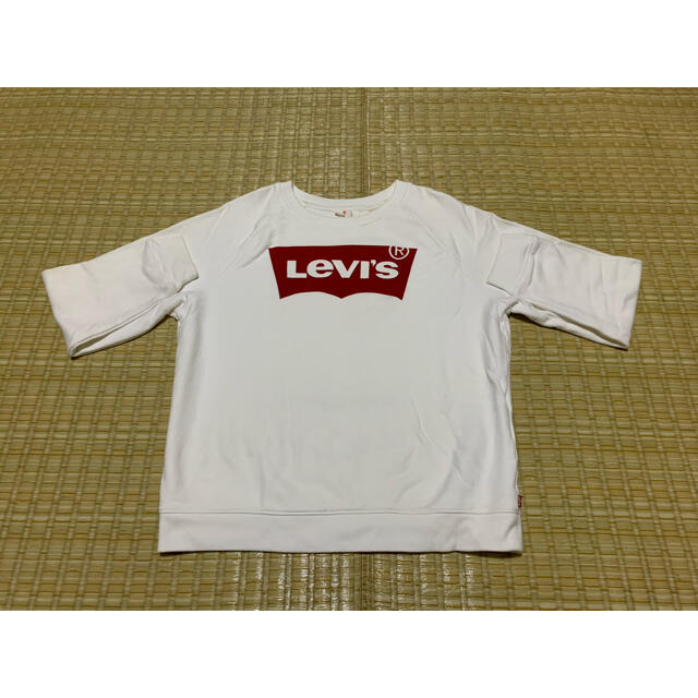 Levi's(リーバイス)のlevi's  LEVI'S トレーナー　白　超美品 レディースのトップス(トレーナー/スウェット)の商品写真