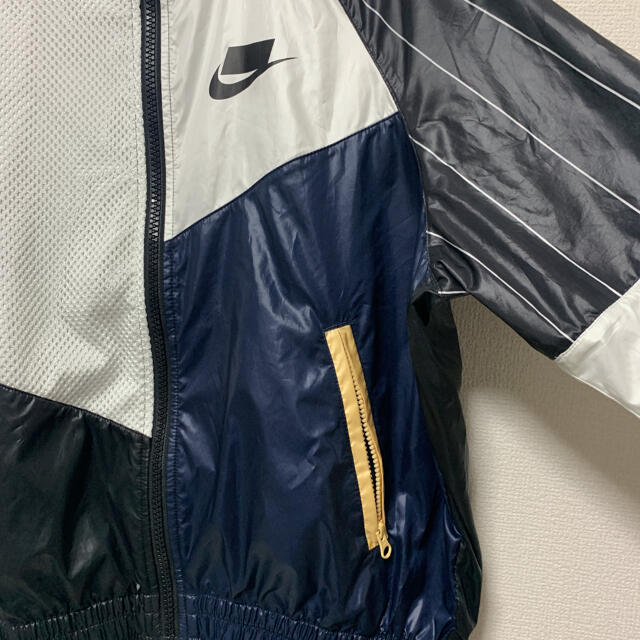 NIKE NSW ナイロンジャケット