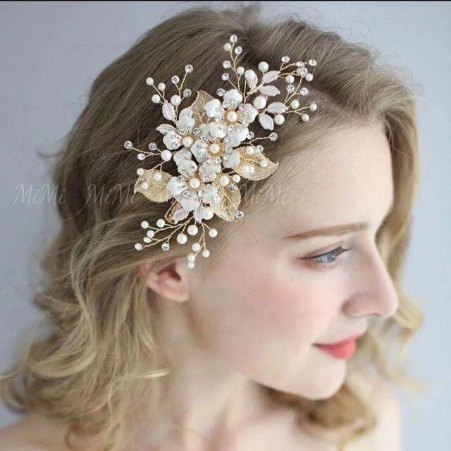 新品ゴールド ヘッドドレス花ウェディングヘアアクセサリーブライダル髪飾り結婚式の通販 By Mm S Shop ラクマ