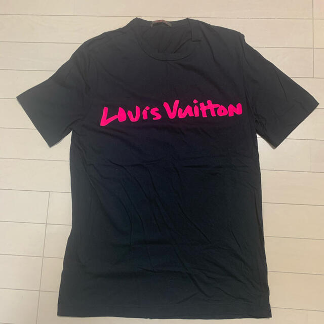 【新品】★激レア★即完売★LOUIS VUITTON グラフィティロゴTシャツ | フリマアプリ ラクマ