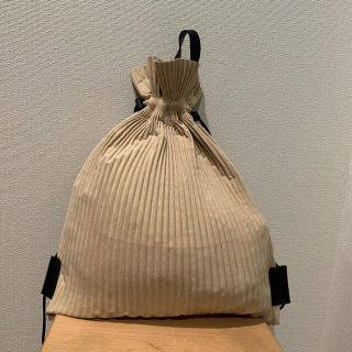 日本最大級 イッセイミヤケ リュック ブラウン レザー 巾着 リュック