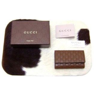 グッチ(Gucci)のグッチマイクロモノグラムキーケースブラウン新品　S39　グッチシマ(キーケース)