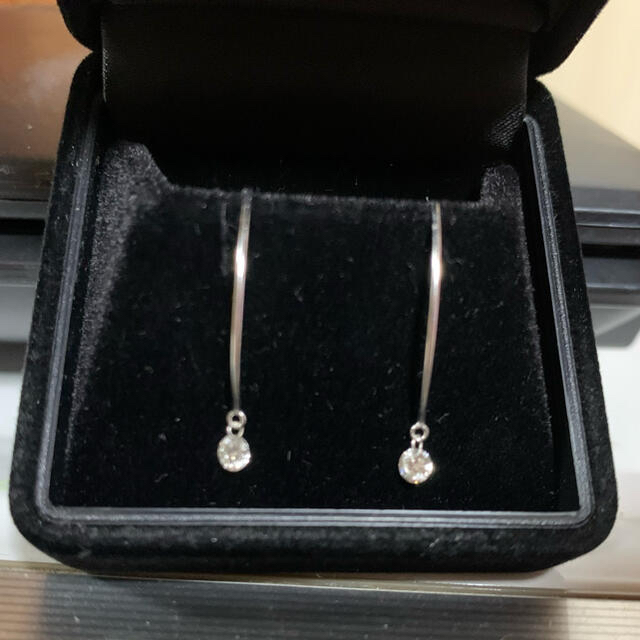 K18WG 0.2ct. ダイヤロングフックピアス☆レーザーホールダイヤ - ピアス