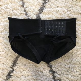 【美品】フィットキープ　fit keep 骨盤ベルト(エクササイズ用品)