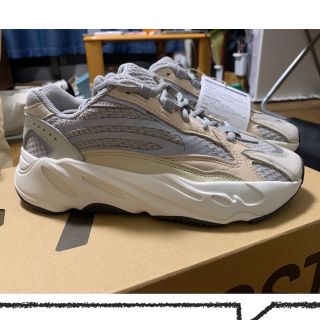 adidas - アディダス イージーブースト700 V2 クリーム yeezy 700の ...