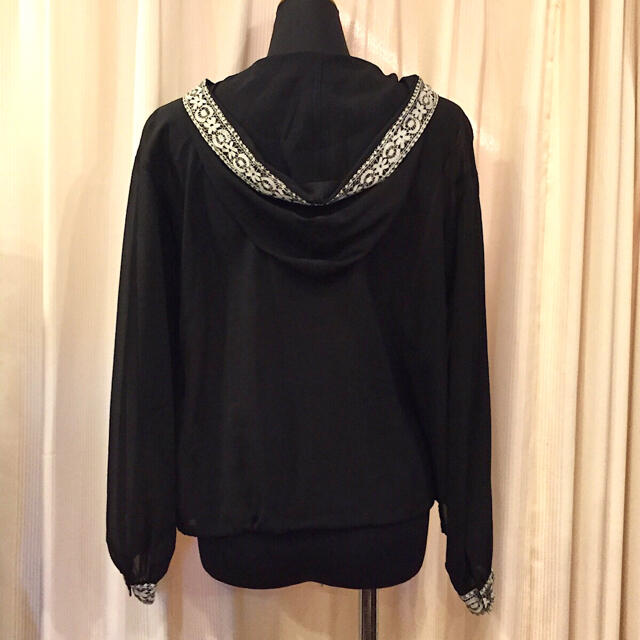 LEONARD LEONARD レオナール シルク ジップアップ トップス SIZE 9R 値下げしました= レオナールトップスシルク花柄 Tシャツ/カットソー(七分/長袖)