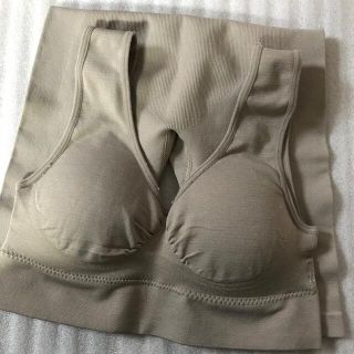 フクスケ(fukuske)のラクにシェイプ　ブラジャーパンツ上下セット(ブラ&ショーツセット)